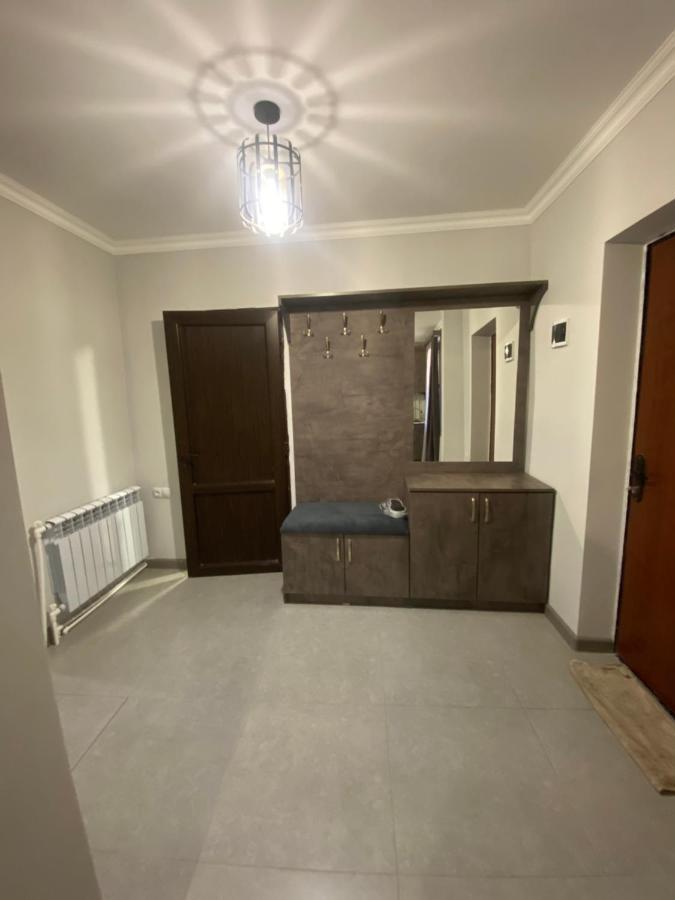 3 Cosy Apartment Near Airport Evn Yerevan Exterior photo